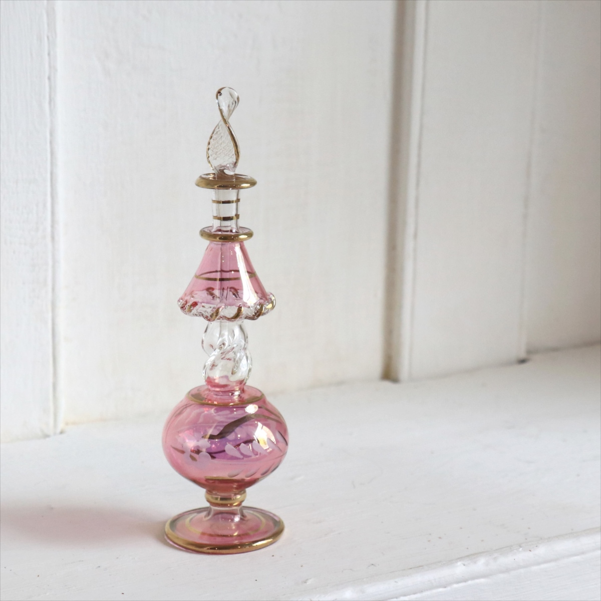 エジプト ガラス　香水瓶 クレオパトラ　15cm　ピンク