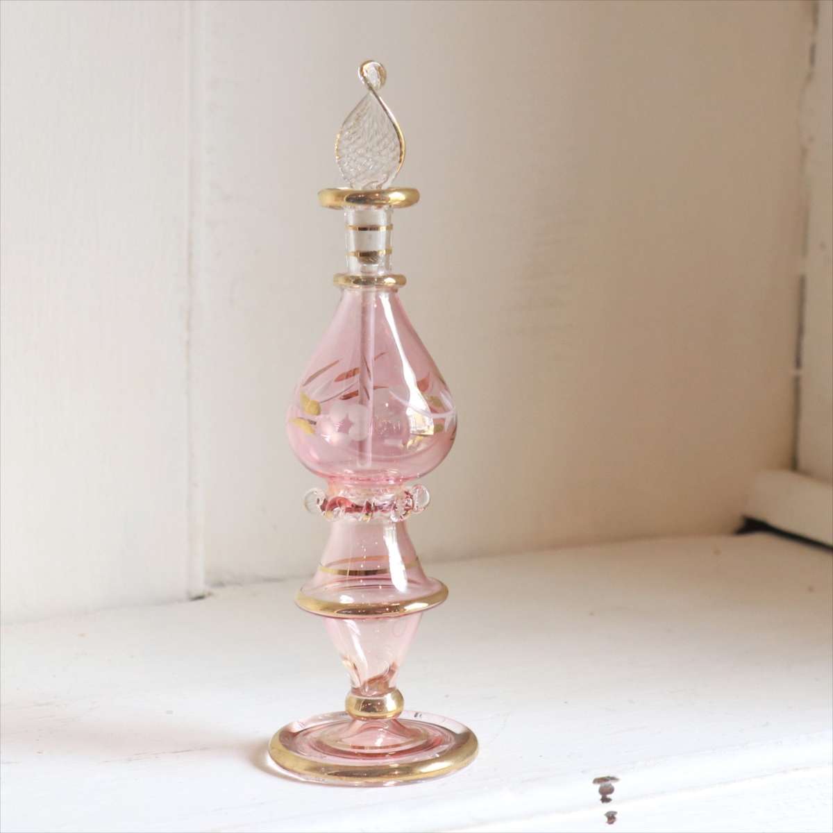 エジプト ガラス　香水瓶 クレオパトラ　15cm　ピンク
