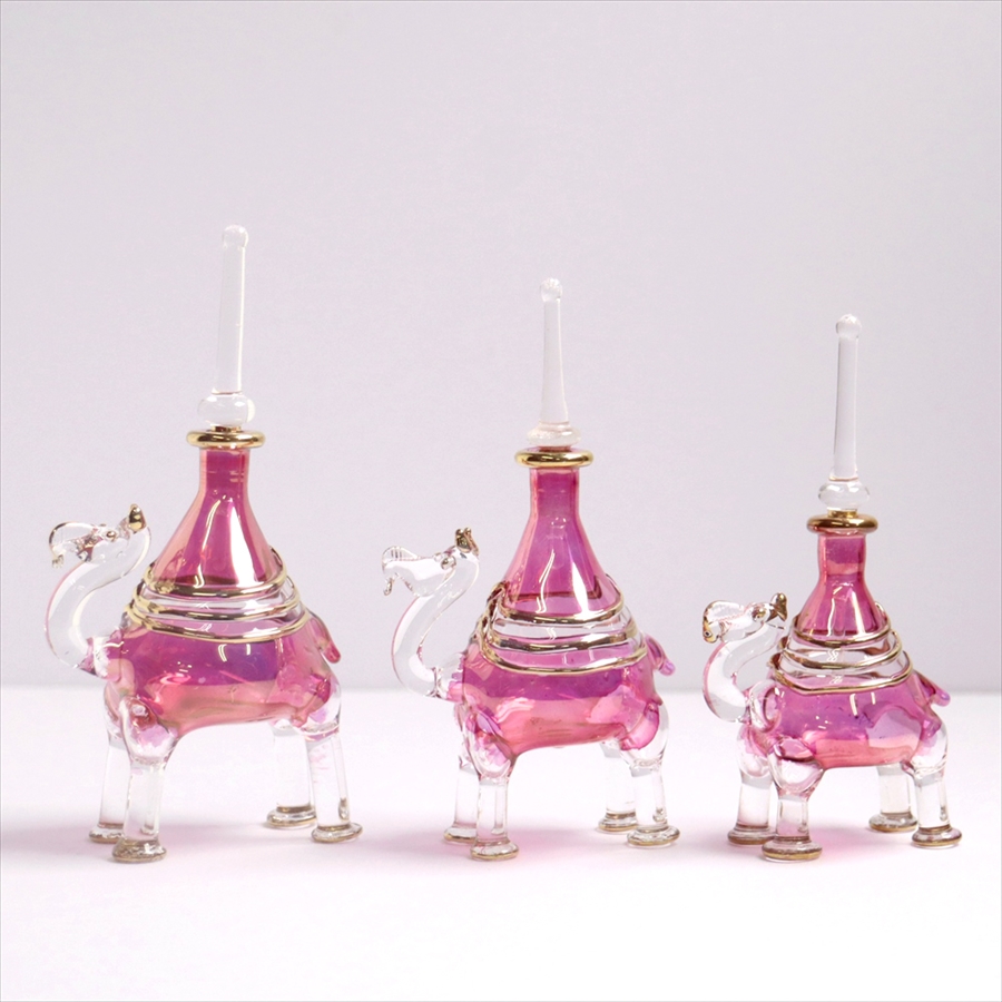 エジプト香水瓶・手吹きガラスの工芸品/ラクダ3頭セット　ピンク