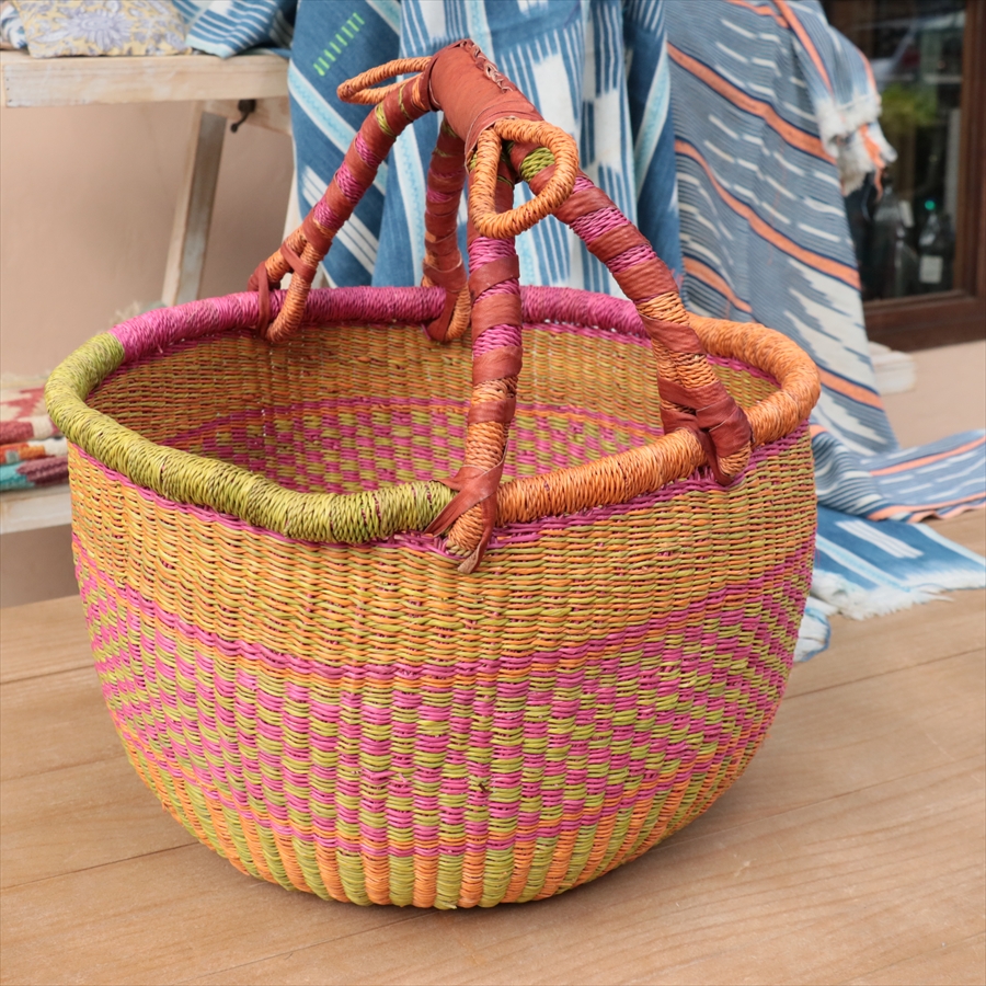 ブルキナバスケット　特大　　直径39cm　【現品】　羊革の持ち手　オレンジ＆ピンク