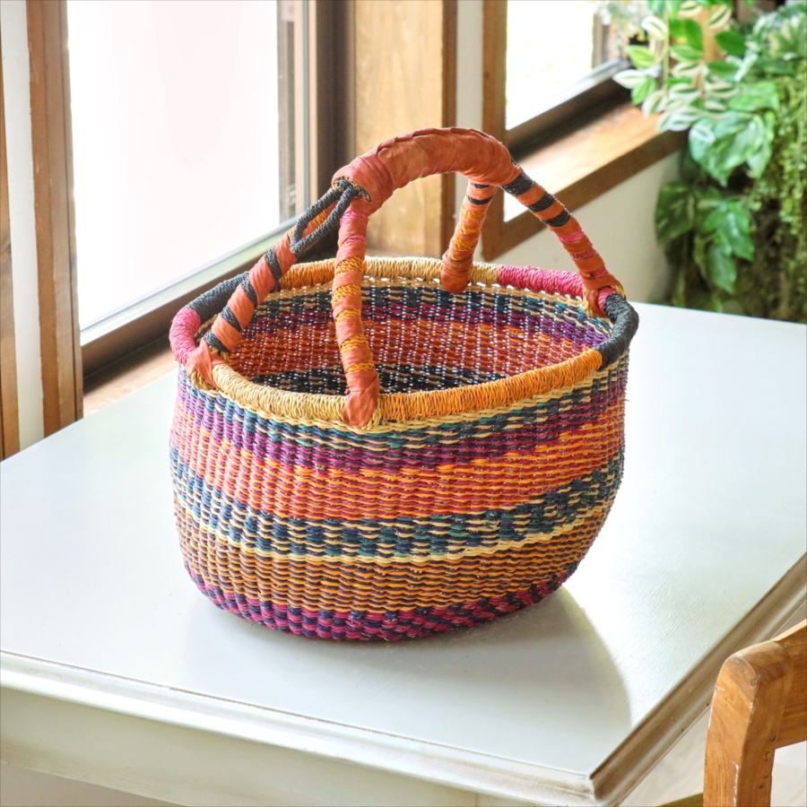 ブルキナバスケット アフリカンバスケット 直径36cm 羊革の持ち手 カラフルストライプ 【現品】