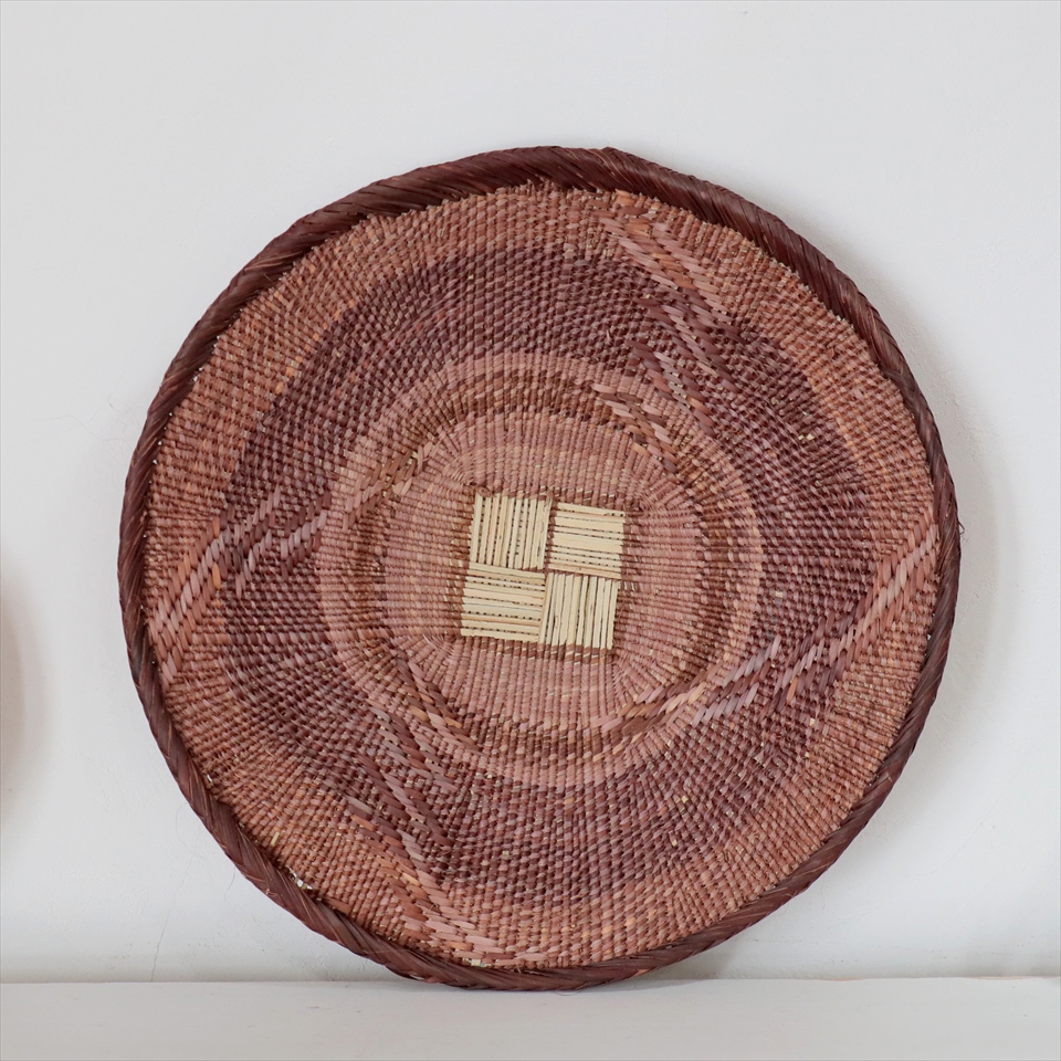ジンバブエ　ヤシの繊維で編んだバスケット 直径43cm Zimbabwe Binga Basket 現品お届け