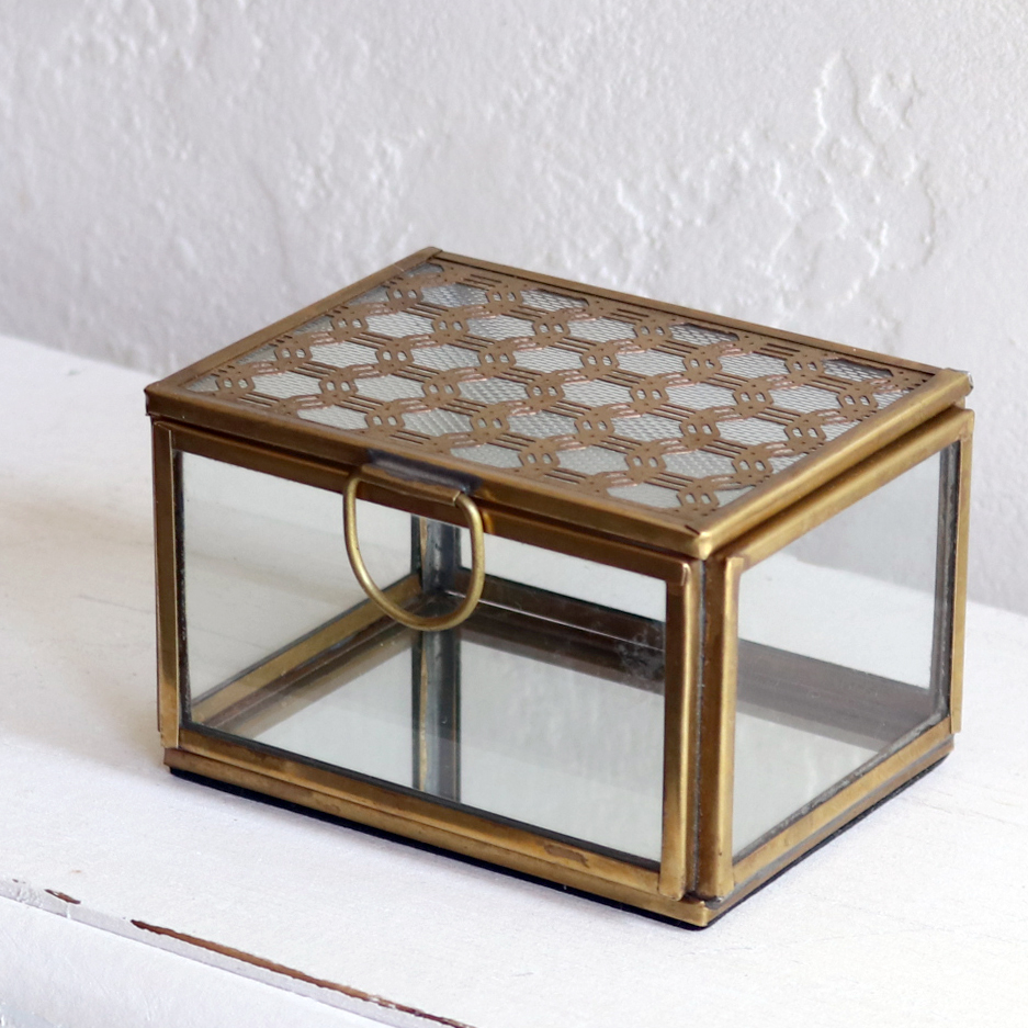 真鍮ガラスボックス・チェーンパターン Ｌサイズ Ｗ9×Ｈ6×Ｄ7cm ジュエリーケース　アクセサリーボックス