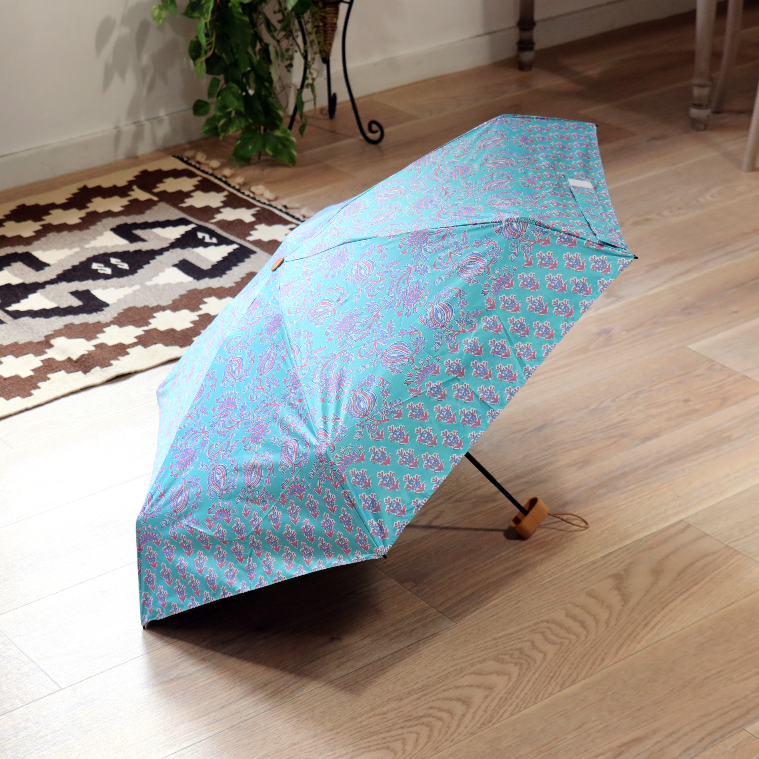 コンパクト　折り畳み傘 日傘ブロックプリント柄　直径88cm 軽量230g 晴雨兼用　遮光率99.9％　UVカット