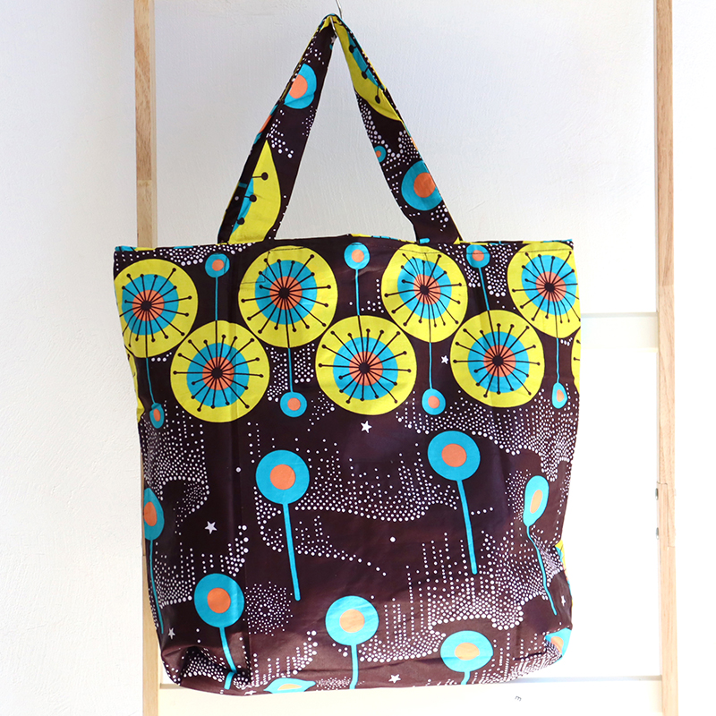 パーニュ アフリカンプリント 巾着タイプのエコバッグ 花火 Pagne West African Fabric