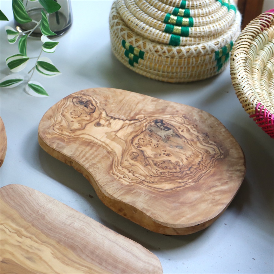 オリーブ木  脚付プレート NATURAL 【現品】チュニジア産　天然木