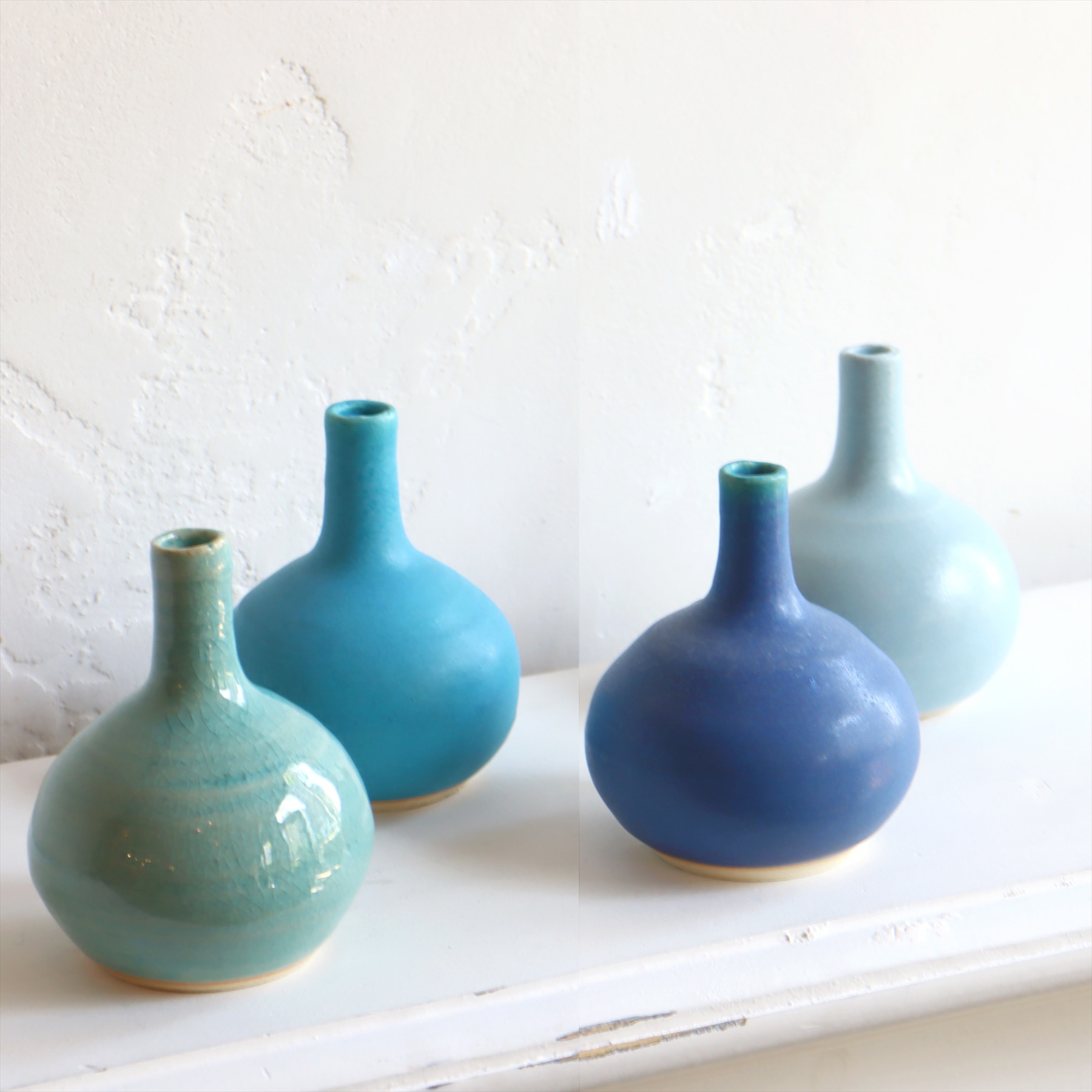 信楽焼 陶器花瓶 フラワーベース　8.5cm洋風にも使えるきれいなブルーの一輪挿し