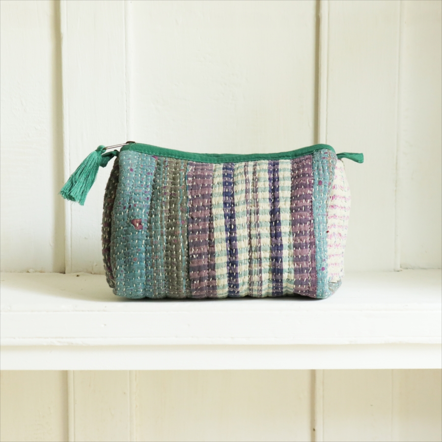 カンタ刺繍　キャンディポーチ　現品ヴィンテージカンタ　インド　古布