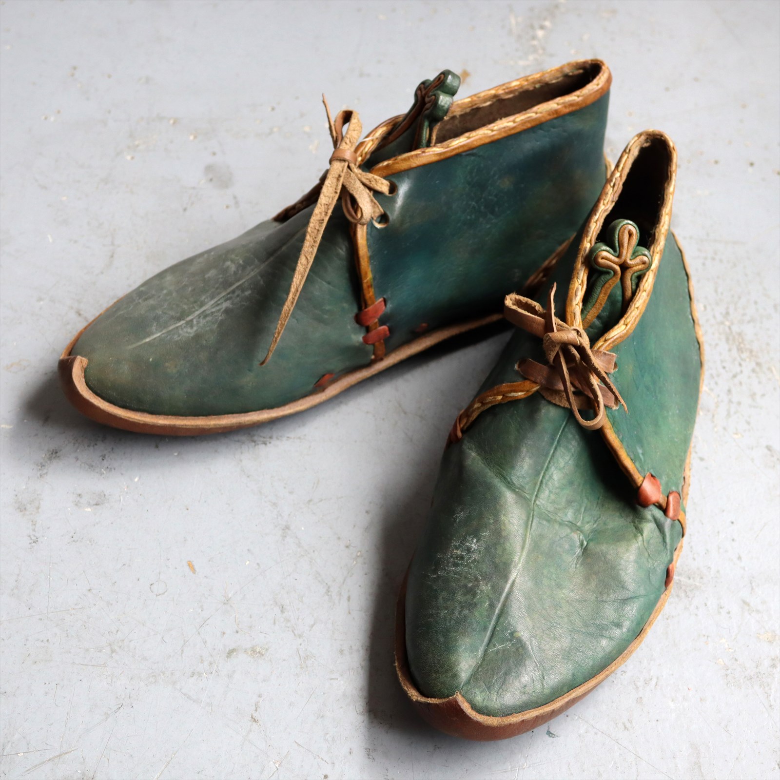 アナトリアンフォークシューズ～19世紀の製法で作ったオリジナルの革靴グリーン デザートブーツ サイズ37