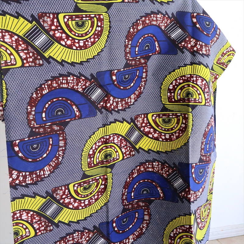 パーニュ・ブルキナファソのプリント布　【88cm単位切り売り】巾115cmAfrican Pagne HITARGET WAX PRINT
