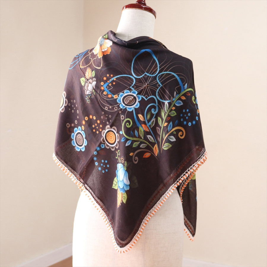オヤスカーフ トルコの伝統手芸レース編み92×92cm イーネオヤ　チョコレートブラウン 大小の花とハート