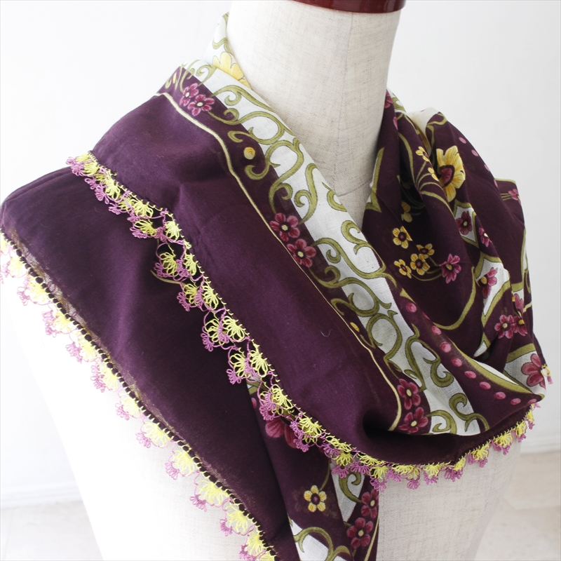 イーネオヤ・トルコの伝統工芸 コットンスカーフ花と唐草模様　あずき色