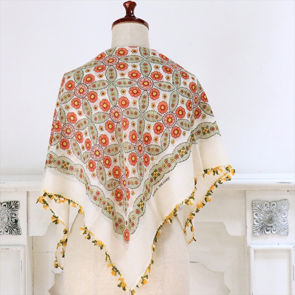 トルコ オヤスカーフ yazma コットン 正方形 84×86cm ホワイト　木版ガーゼ地　花柄 イーネオヤ