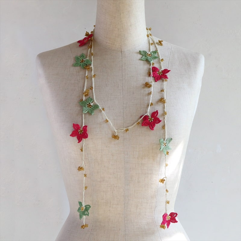 オヤ ラリエット 桔梗の花　フューシャピンク＆グリーン トルコ伝統のレース編