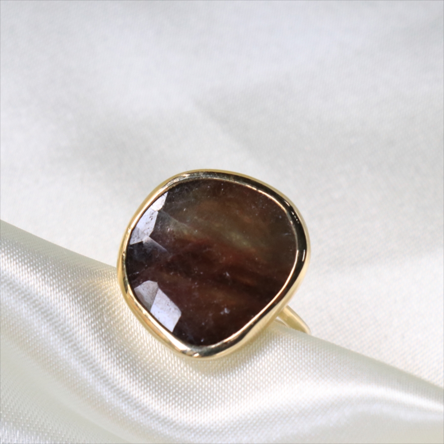 サファイアシルバーリング 18kゴールドフィルド ラフカット 天然石 ブラウンサファイア