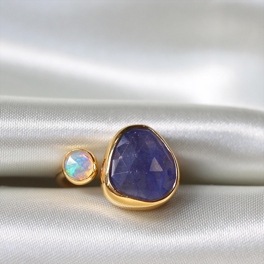 タンザナイトとオパール　フォークリング  18KGF 天然石 トルコジュエリー シルバーリング