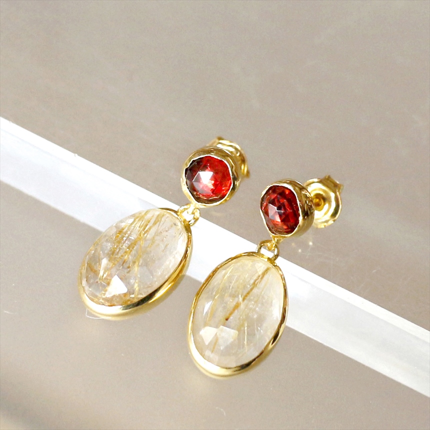 ゴールデンルチルクォーツとガーネット 18KGF 天然石 シルバーピアス