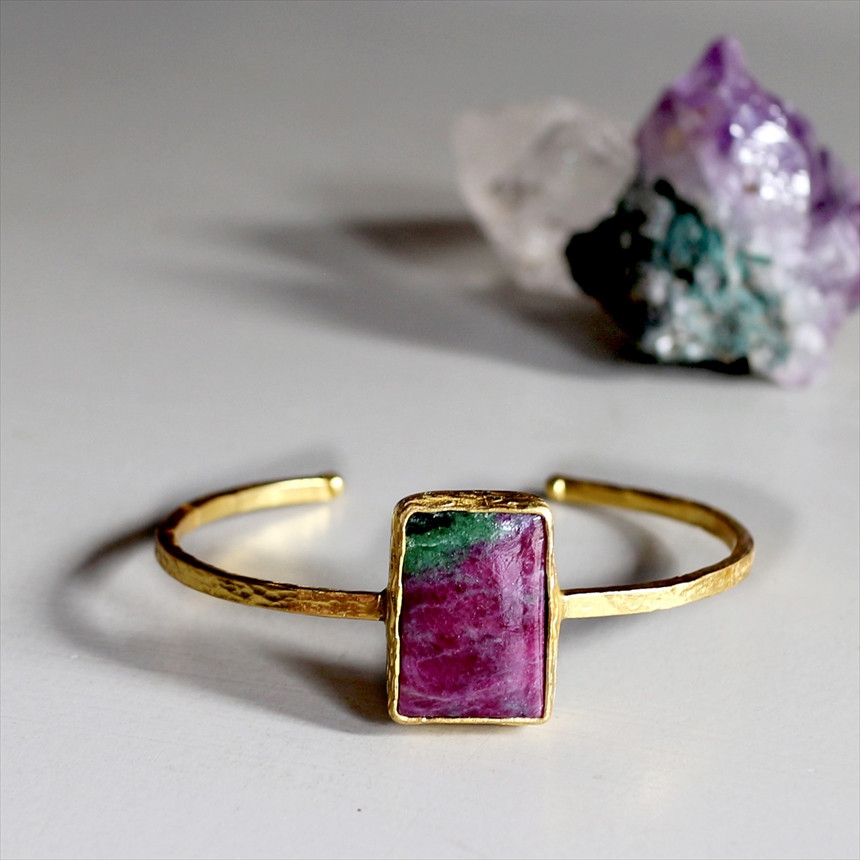 アルサメイア  ルビーインゾイサイト ビッグストーンバングル　大粒 天然石22KGP トルコジュエリード