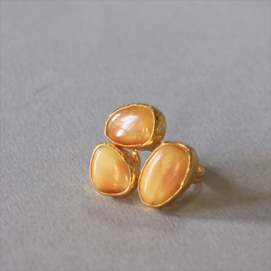 琥珀 アンバー3ストーンリング　22KGP アルサメイア　トルコジュエリー ３つの石