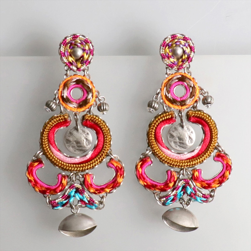 アヤラ・バー　エッセンティアコレクション/ピアス アマリリス　Amaryllis Essentia Collection