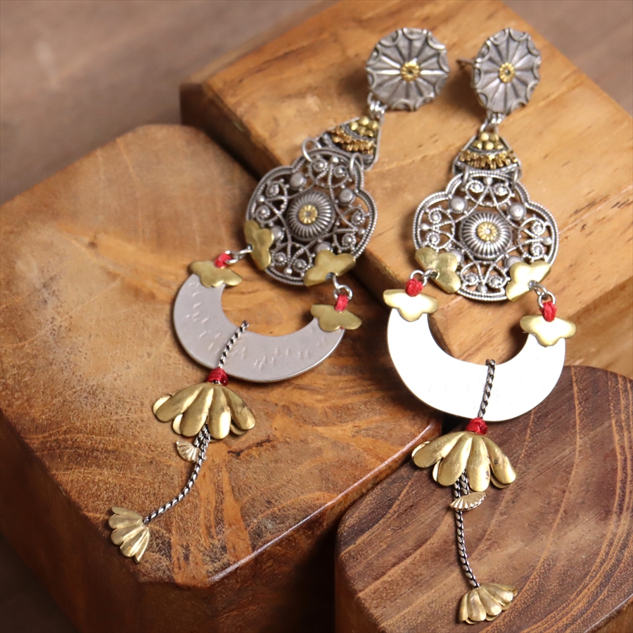 アヤラ・バー　ピアス　インディゴ コレクション Metal Bloom メタルブルーム