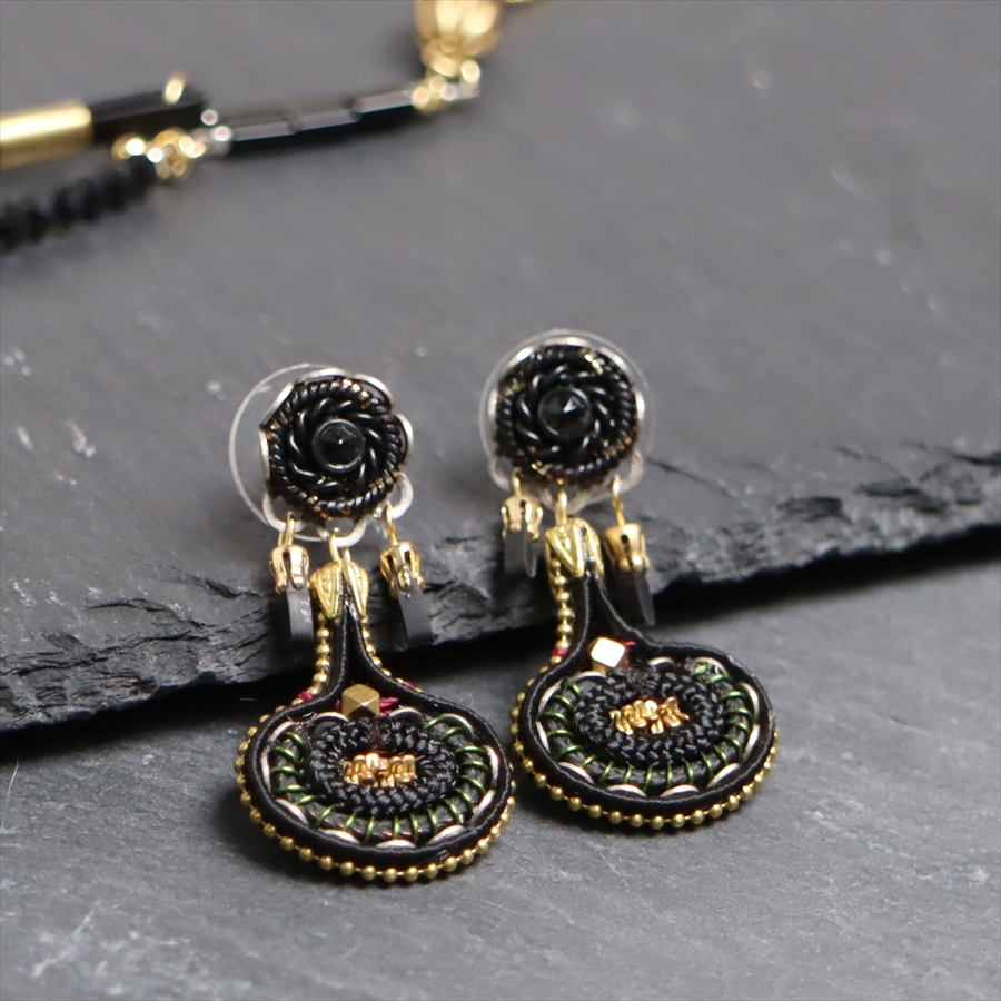 アヤラ・バー　ピアス　ヒップコレクション Gilded Black　ゴールド＆ブラック