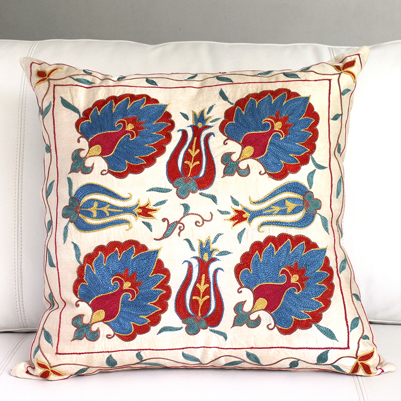 クッションカバー50cm角 ウズベキスタン スザンニ suzani シルクの手刺繍　シミ・ほつれあり OUTLET・難あり